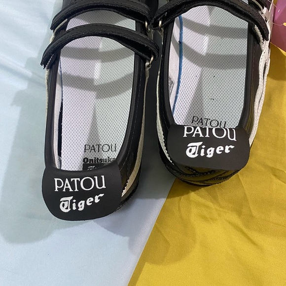 Patou x Onitsuka Tiger Black and White Flats - Picture 3 of 10